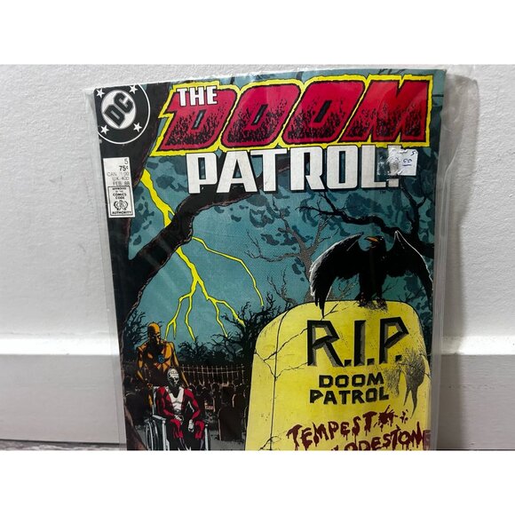 The Doom Patrol #5 DC Comics Book Paperback 1987-1995 - Picture 4 of 5